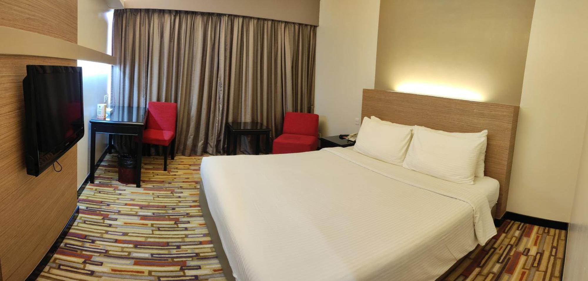 Harbour View Hotel Kuching Kültér fotó