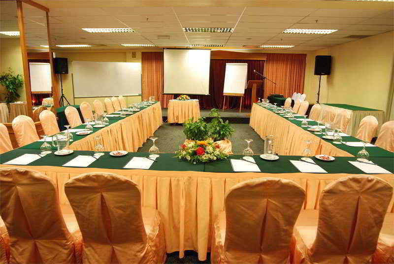 Harbour View Hotel Kuching Kültér fotó