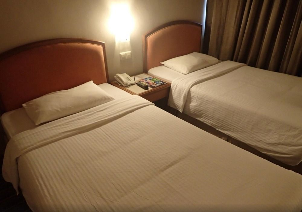 Harbour View Hotel Kuching Kültér fotó